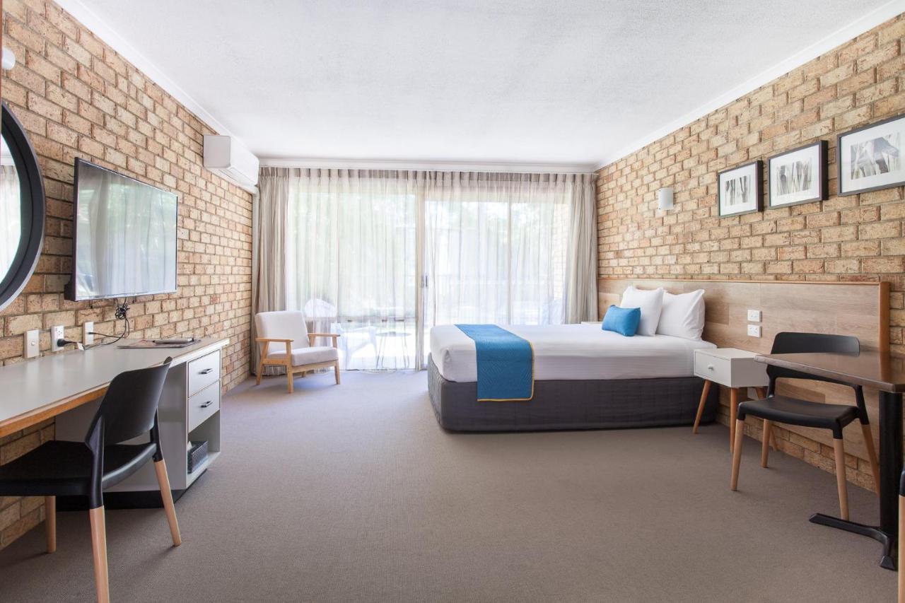Sunshine Coast Motor Lodge Woombye Exteriör bild