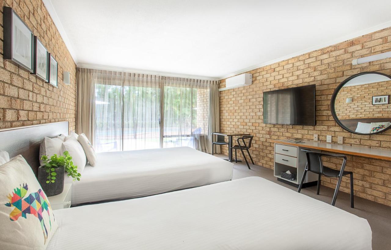 Sunshine Coast Motor Lodge Woombye Exteriör bild