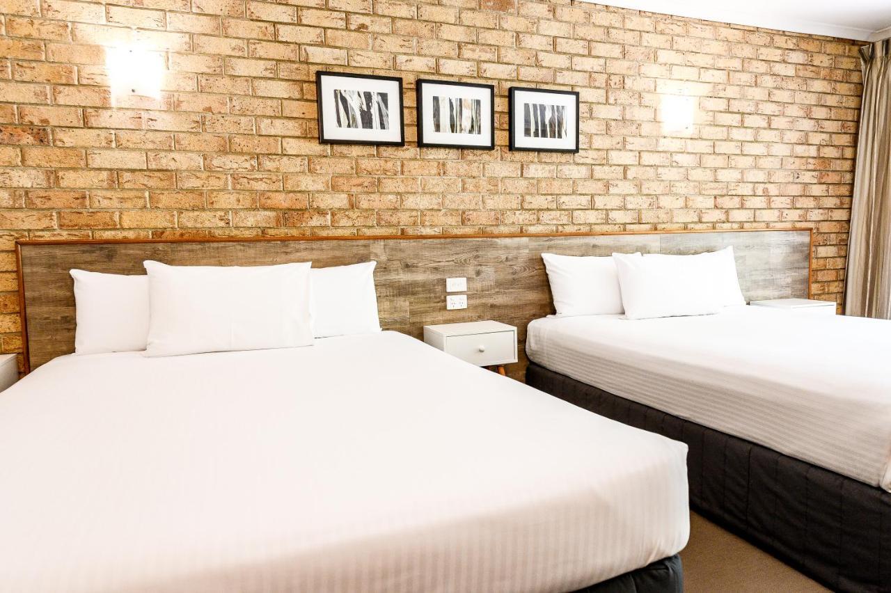 Sunshine Coast Motor Lodge Woombye Exteriör bild